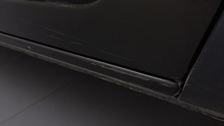 Used 2016 Renault Kwid [2015-2019] RXT Petrol Manual dents MINOR DENT