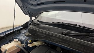 Used 2021 Hyundai Venue [2019-2022] SX Plus 1.0 Turbo DCT Petrol Automatic engine ENGINE RIGHT SIDE HINGE & APRON VIEW