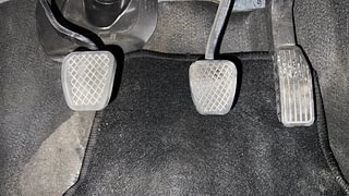 Used 2017 Honda Jazz [2015-2019] VX Diesel Diesel Manual interior PEDALS VIEW