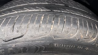 Used 2022 Tata Altroz XZA+ Petrol Automatic tyres LEFT FRONT TYRE TREAD VIEW