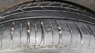 Used 2021 Hyundai New i20 Asta 1.0 Turbo IMT Petrol Manual tyres RIGHT REAR TYRE TREAD VIEW