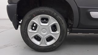 Used 2020 Maruti Suzuki S-Presso VXI AMT Petrol Automatic tyres RIGHT REAR TYRE RIM VIEW