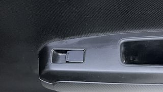 Used 2022 Maruti Suzuki Wagon R 1.0 VXI Petrol Manual top_features Rear power window