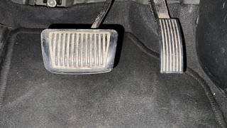 Used 2020 Hyundai Elite i20 [2018-2020] Asta (O) CVT Petrol Automatic interior PEDALS VIEW