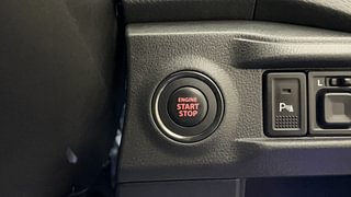 Used 2017 Maruti Suzuki Vitara Brezza [2016-2020] ZDI PLUS Dual Tone Diesel Manual top_features Keyless start