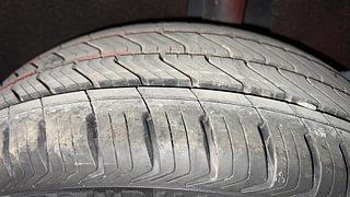 Used 2018 Maruti Suzuki Baleno [2015-2019] Alpha AT Petrol Petrol Automatic tyres LEFT REAR TYRE TREAD VIEW