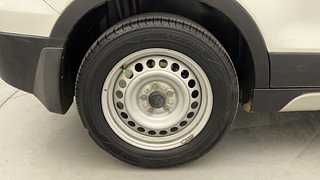 Used 2021 Maruti Suzuki S-Cross Sigma 1.5 Petrol Manual tyres RIGHT REAR TYRE RIM VIEW