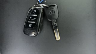 Used 2015 honda Jazz V Petrol Manual extra CAR KEY VIEW