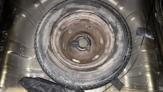 Used 2016 Renault Kwid [2015-2019] RXT Petrol Manual tyres SPARE TYRE VIEW