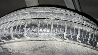 Used 2016 Renault Kwid [2015-2019] RXT Petrol Manual tyres RIGHT REAR TYRE TREAD VIEW