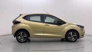 Used 2023 Tata Altroz XZ 1.2 Petrol Manual exterior RIGHT SIDE VIEW
