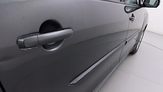 Used 2013 Maruti Suzuki Ertiga [2012-2015] ZDi Diesel Manual dents MINOR SCRATCH