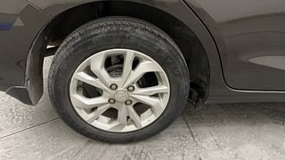 Used 2018 Honda Amaze 1.2 V CVT Petrol Petrol Automatic tyres RIGHT REAR TYRE RIM VIEW