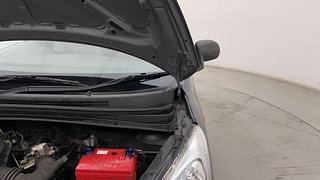 Used 2013 Hyundai i10 [2010-2016] Era Petrol Petrol Manual engine ENGINE LEFT SIDE HINGE & APRON VIEW