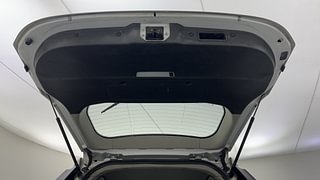 Used 2019 Mahindra XUV500 W11 AT Diesel Automatic interior DICKY DOOR OPEN VIEW