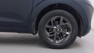 Used 2021 Hyundai Grand i10 Nios Sportz AMT 1.2 Kappa VTVT Petrol Automatic tyres RIGHT FRONT TYRE RIM VIEW