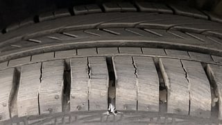 Used 2015 volkswagen Vento 1.6L Highline Petrol Petrol Manual tyres LEFT FRONT TYRE TREAD VIEW