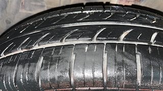 Used 2014 Maruti Suzuki Swift [2011-2017] VXi Petrol Manual tyres LEFT FRONT TYRE TREAD VIEW