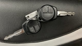 Used 2014 Maruti Suzuki Swift [2011-2017] VXi Petrol Manual extra CAR KEY VIEW