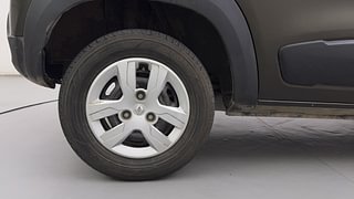 Used 2016 Renault Kwid [2015-2019] RXT Petrol Manual tyres RIGHT REAR TYRE RIM VIEW