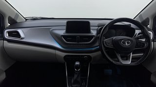 Used 2022 Tata Altroz XZA+ Petrol Automatic interior DASHBOARD VIEW