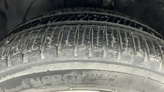 Used 2011 Ford Fiesta [2008-2011] SXi 1.6 ABS Petrol Manual tyres LEFT FRONT TYRE TREAD VIEW