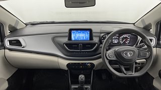 Used 2022 Tata Altroz XM Plus 1.2 Petrol Manual interior DASHBOARD VIEW