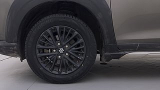 Used 2020 Maruti Suzuki XL6 [2019-2022] Alpha AT Petrol Petrol Automatic tyres LEFT FRONT TYRE RIM VIEW