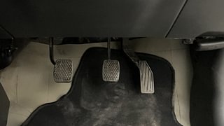 Used 2017 Maruti Suzuki Alto 800 [2016-2019] Lxi Petrol Manual interior PEDALS VIEW