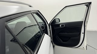 Used 2020 Hyundai Venue [2019-2022] SX Plus 1.0 Turbo DCT Petrol Automatic interior RIGHT FRONT DOOR OPEN VIEW