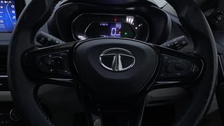Used 2022 Tata Nexon XZ Plus S Petrol Manual top_features Airbags