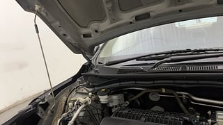 Used 2018 Honda Amaze 1.2 V CVT Petrol Petrol Automatic engine ENGINE RIGHT SIDE HINGE & APRON VIEW
