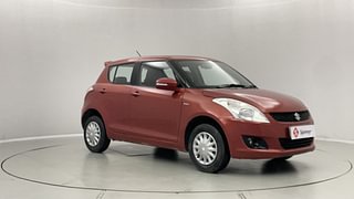 Used 2014 Maruti Suzuki Swift [2011-2017] VXi Petrol Manual exterior RIGHT FRONT CORNER VIEW