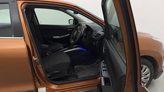 Used 2018 Maruti Suzuki Baleno [2015-2019] Alpha AT Petrol Petrol Automatic interior RIGHT SIDE FRONT DOOR CABIN VIEW
