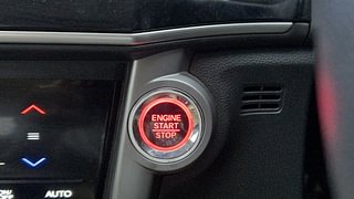 Used 2017 Honda City [2017-2020] V CVT Petrol Automatic top_features Keyless start