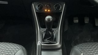 Used 2021 Maruti Suzuki S-Cross Sigma 1.5 Petrol Manual interior GEAR  KNOB VIEW