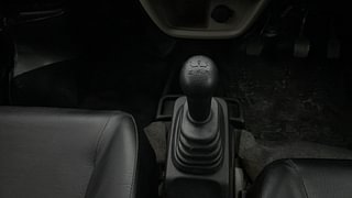 Used 2024 Maruti Suzuki Eeco AC 5 STR Petrol Manual interior GEAR  KNOB VIEW