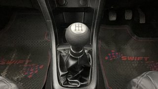 Used 2014 Maruti Suzuki Swift [2011-2017] VXi Petrol Manual interior GEAR  KNOB VIEW