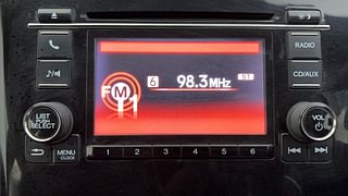 Used 2015 honda Jazz V Petrol Manual top_features Integrated (in-dash) music system