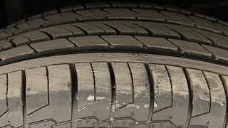 Used 2018 maruti-suzuki Vitara Brezza ZDI PLUS Dual Tone Diesel Manual tyres RIGHT FRONT TYRE TREAD VIEW