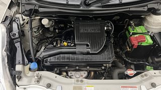 Used 2015 Maruti Suzuki Swift [2011-2017] VXi Petrol Manual engine ENGINE RIGHT SIDE VIEW