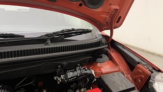 Used 2017 Maruti Suzuki Baleno [2015-2019] Zeta AT Petrol Petrol Automatic engine ENGINE LEFT SIDE HINGE & APRON VIEW