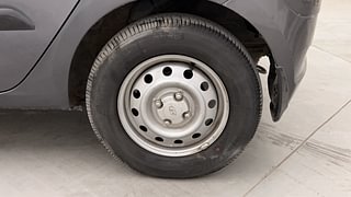 Used 2013 Hyundai i10 [2010-2016] Era Petrol Petrol Manual tyres LEFT REAR TYRE RIM VIEW