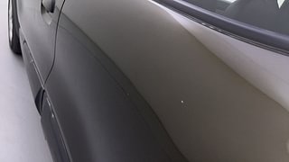 Used 2016 Renault Kwid [2015-2019] RXT Petrol Manual dents MINOR DENT