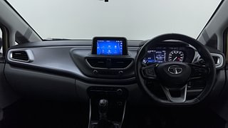 Used 2023 Tata Altroz XZ 1.2 Petrol Manual interior DASHBOARD VIEW