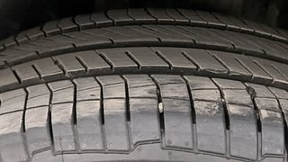 Used 2015 volkswagen Vento 1.6L Highline Petrol Petrol Manual tyres LEFT REAR TYRE TREAD VIEW