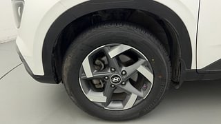 Used 2020 Hyundai Venue [2019-2022] SX Plus 1.0 Turbo DCT Petrol Automatic tyres LEFT FRONT TYRE RIM VIEW