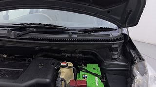 Used 2013 Maruti Suzuki Ertiga [2012-2015] ZDi Diesel Manual engine ENGINE LEFT SIDE HINGE & APRON VIEW