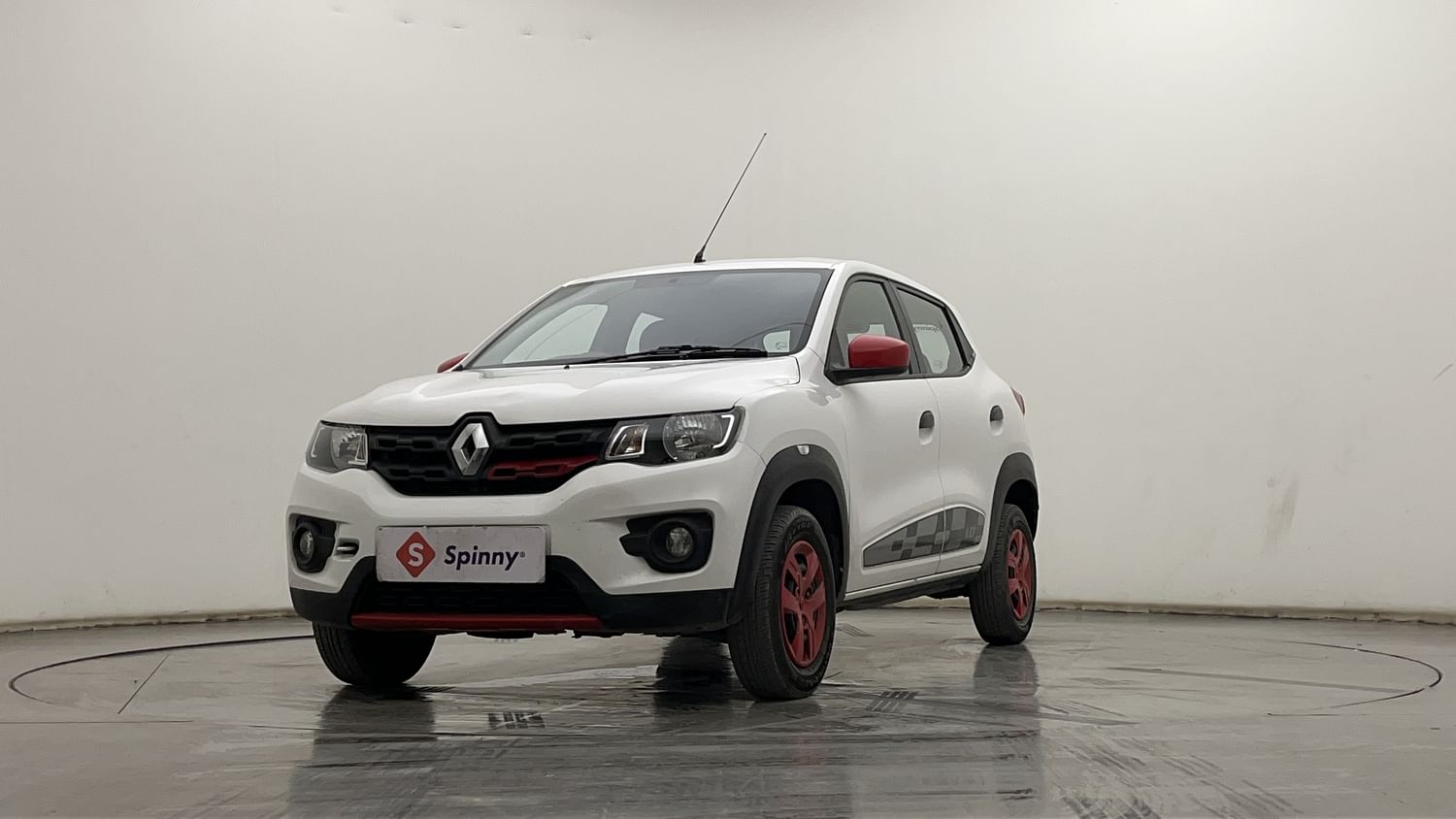 LEFT FRONT CORNER VIEW