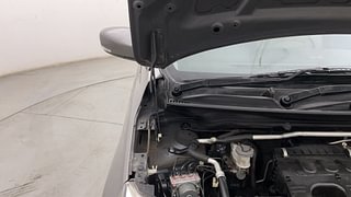 Used 2015 Maruti Suzuki Celerio ZXI Petrol Manual engine ENGINE RIGHT SIDE HINGE & APRON VIEW